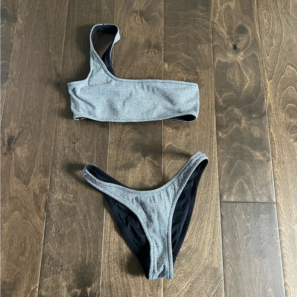 Triangl Bikini Set